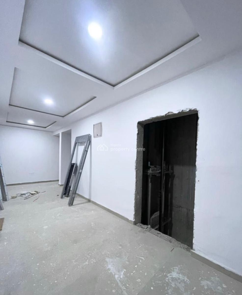 Luxury 3-bedroom Serviced Apartments, Osapa, Lekki, Lagos, Flat / Apartment for Sale