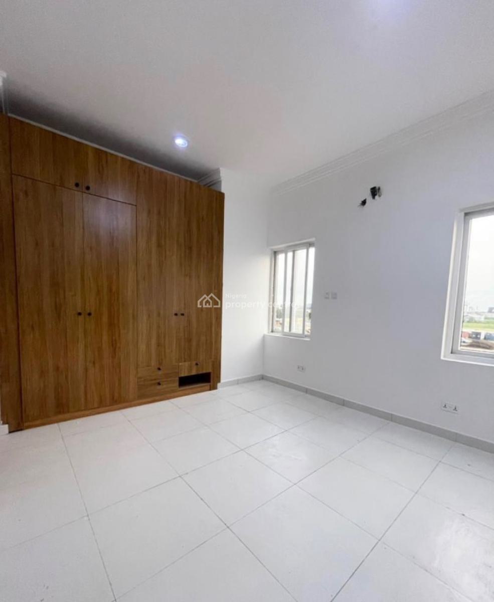 Luxury 3-bedroom Serviced Apartments, Osapa, Lekki, Lagos, Flat / Apartment for Sale