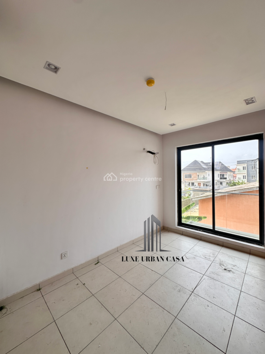 2 Bedroom Apartment, Ologolo, Lekki, Lagos, Flat / Apartment for Sale