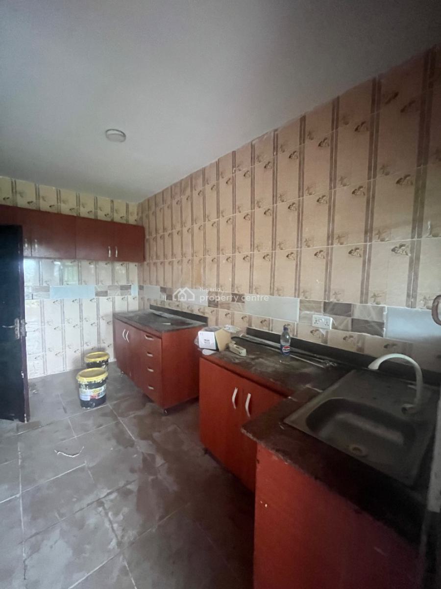 2 Bedroom Flat, Alasela Estate, Ogombo, Ajah, Lagos, Flat / Apartment for Rent
