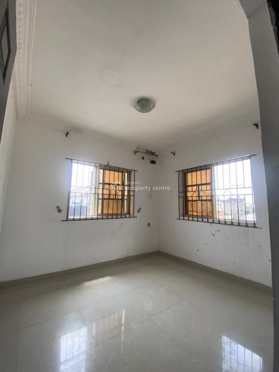 Sharp 2 Bedroom Apartment Upstairs, Sangotedo, Ajah, Lagos, Flat / Apartment for Rent