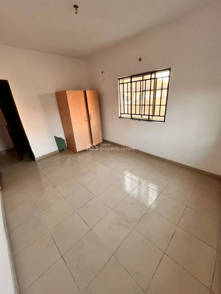 3 Bedrooms Flat Upstairs, Osapa, Lekki, Lagos, Flat / Apartment for Rent