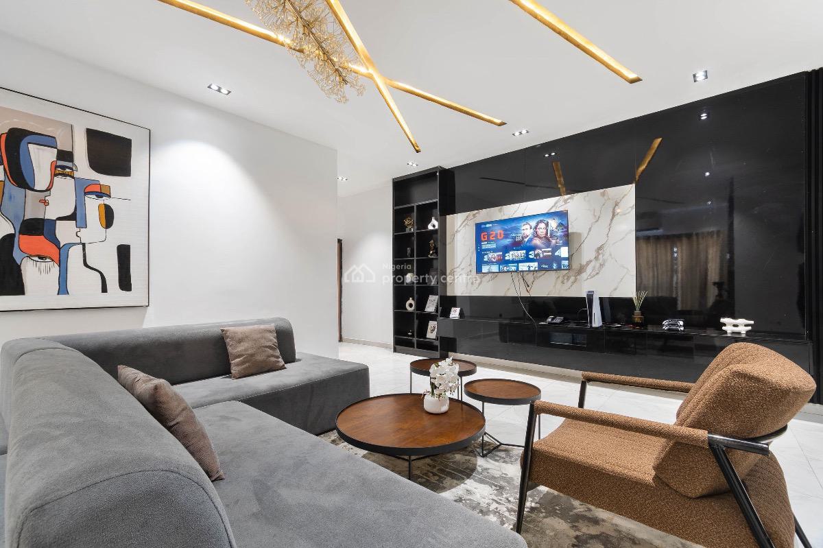 Luxury 2-bedroom Apartment with Pool, Snooker & Gym, Lekki Phase 1, Lekki, Lagos, Flat / Apartment Short Let