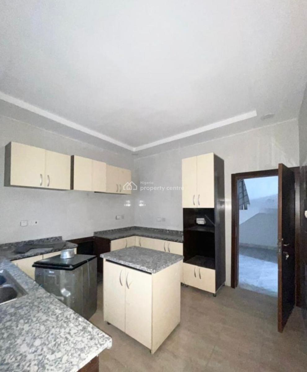 Exclusive 4-bedroom Semi-detached Duplex, Ologolo, Lekki, Lagos, Semi-detached Duplex for Sale