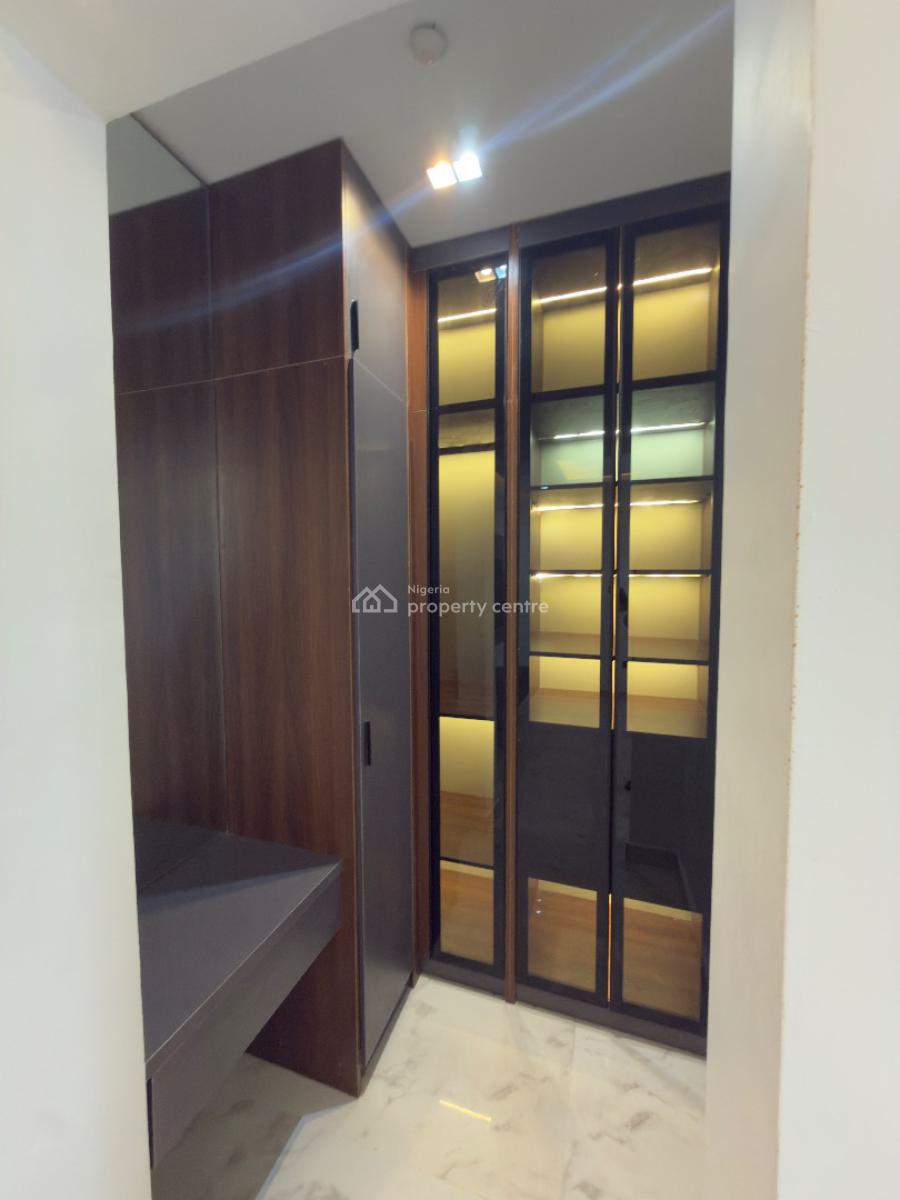 Luxurious 3 Bedroom Fully Furnished and Automated Apartment, Wuye, Abuja, Block of Flats for Sale