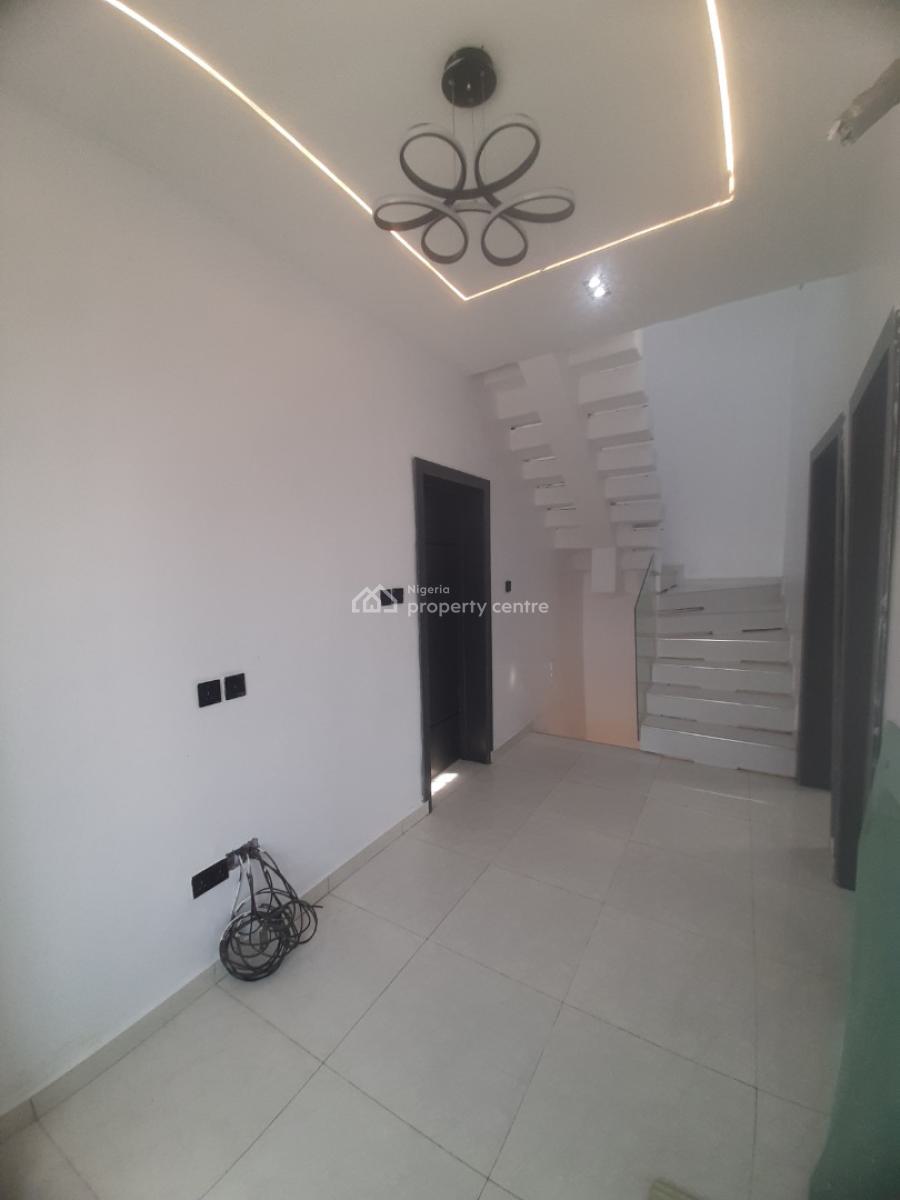 Tastefully Finished and Serviced with 24/7 Power Supply 4 Bedroom, Lekki Phase 2, Lekki, Lagos, Semi-detached Duplex for Sale