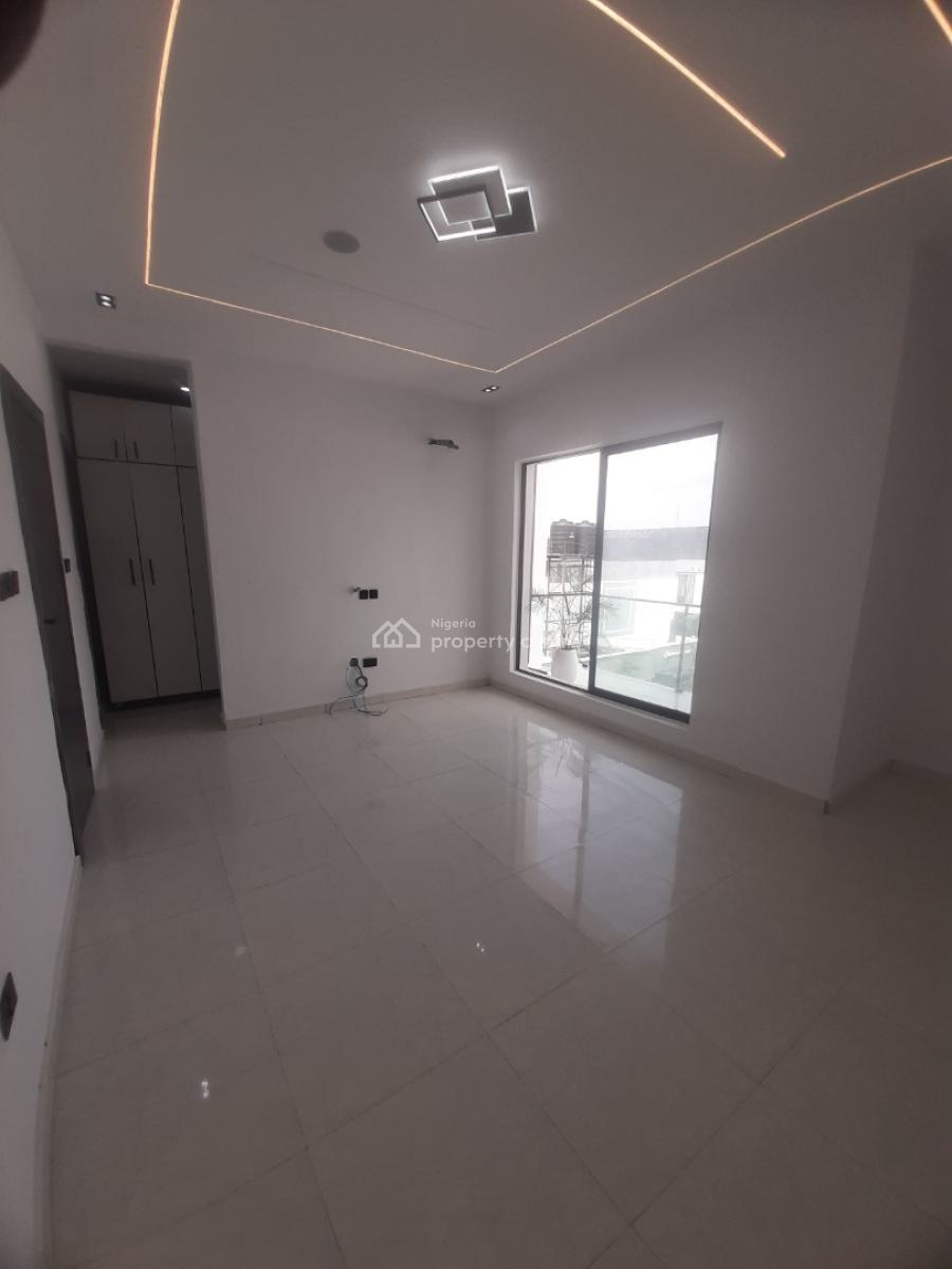 Tastefully Finished and Serviced with 24/7 Power Supply 4 Bedroom, Lekki Phase 2, Lekki, Lagos, Semi-detached Duplex for Sale