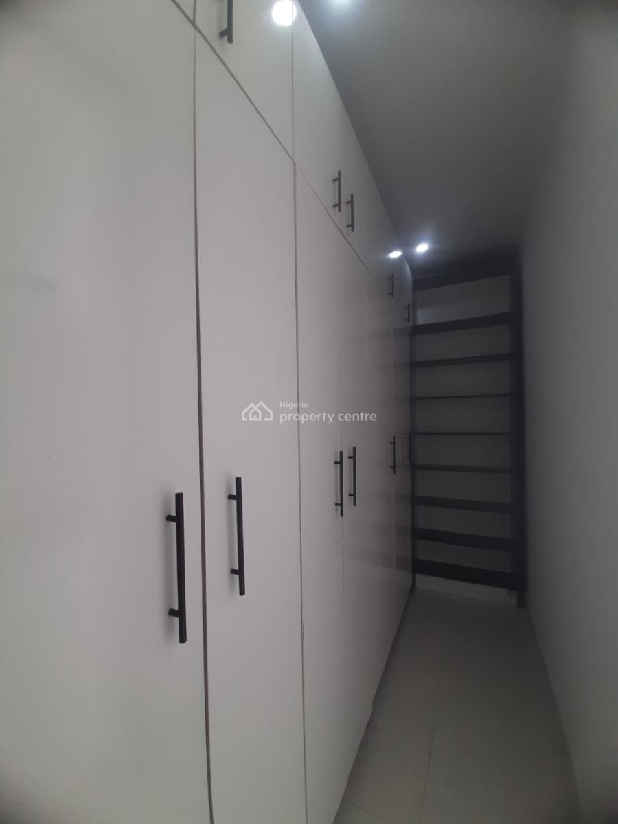 Tastefully Finished and Serviced with 24/7 Power Supply 4 Bedroom, Lekki Phase 2, Lekki, Lagos, Semi-detached Duplex for Sale