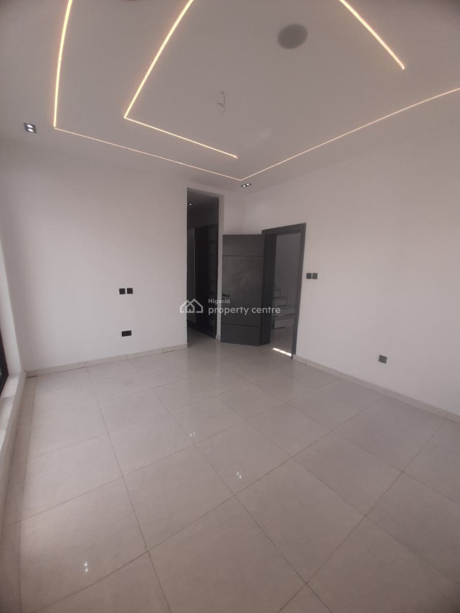 Tastefully Finished and Serviced with 24/7 Power Supply 4 Bedroom, Lekki Phase 2, Lekki, Lagos, Semi-detached Duplex for Sale