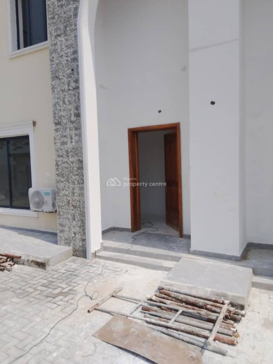 Spacious 5 Bedroom Terrace Duplex with Bq, Lekki, Lagos, Lekki Phase 1, Lekki, Lagos, Terraced Duplex for Rent