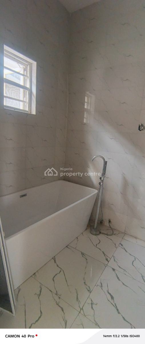 Clean and Newly Built 5 Bedroom Duplex, Orchid Road Gate 1, Lekki, Lagos, Detached Duplex for Rent