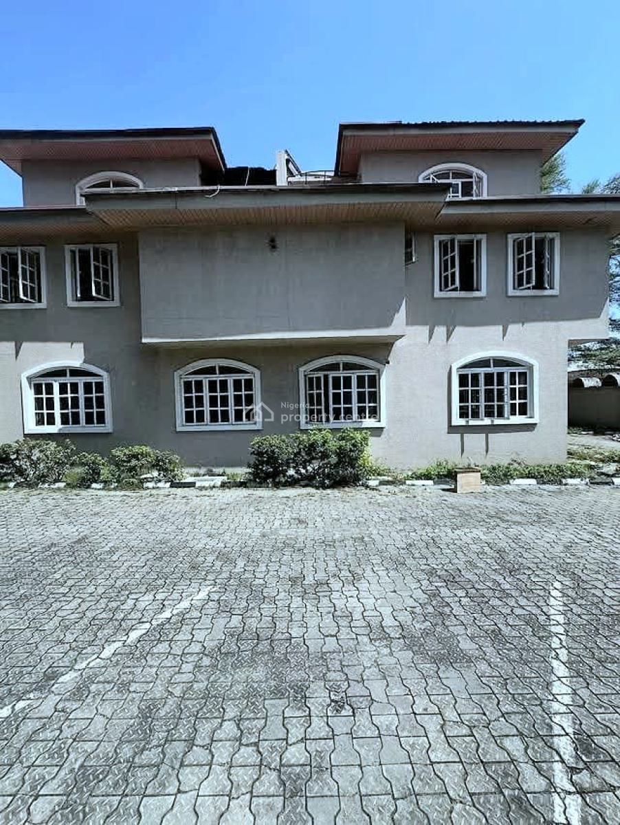Well Maintained 5 Bedrooms Semi Detached Duplex, Victoria Island (vi), Lagos, School for Rent
