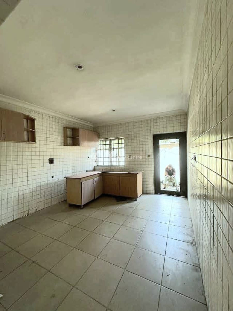 Well Maintained 5 Bedrooms Semi Detached Duplex, Victoria Island (vi), Lagos, School for Rent