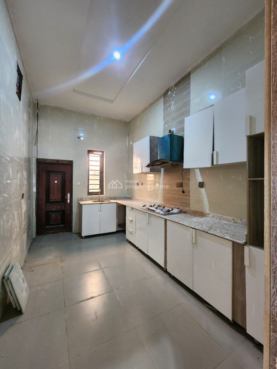 Lovely 4 Bedroom Terraced Duplex in a Secured Estate, Vgc, Lekki, Lagos, Terraced Duplex for Rent