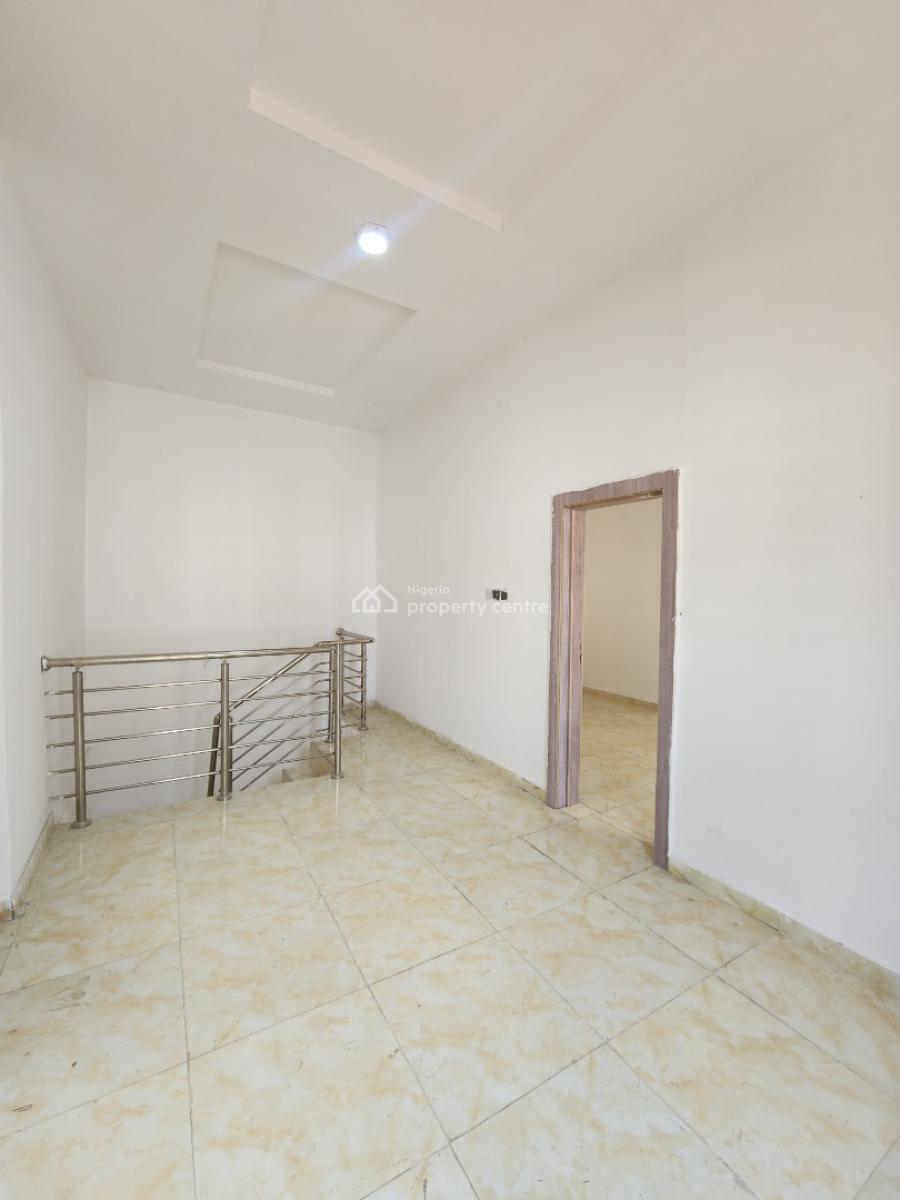 Lovely 4 Bedroom Terraced Duplex in a Secured Estate, Vgc, Lekki, Lagos, Terraced Duplex for Rent