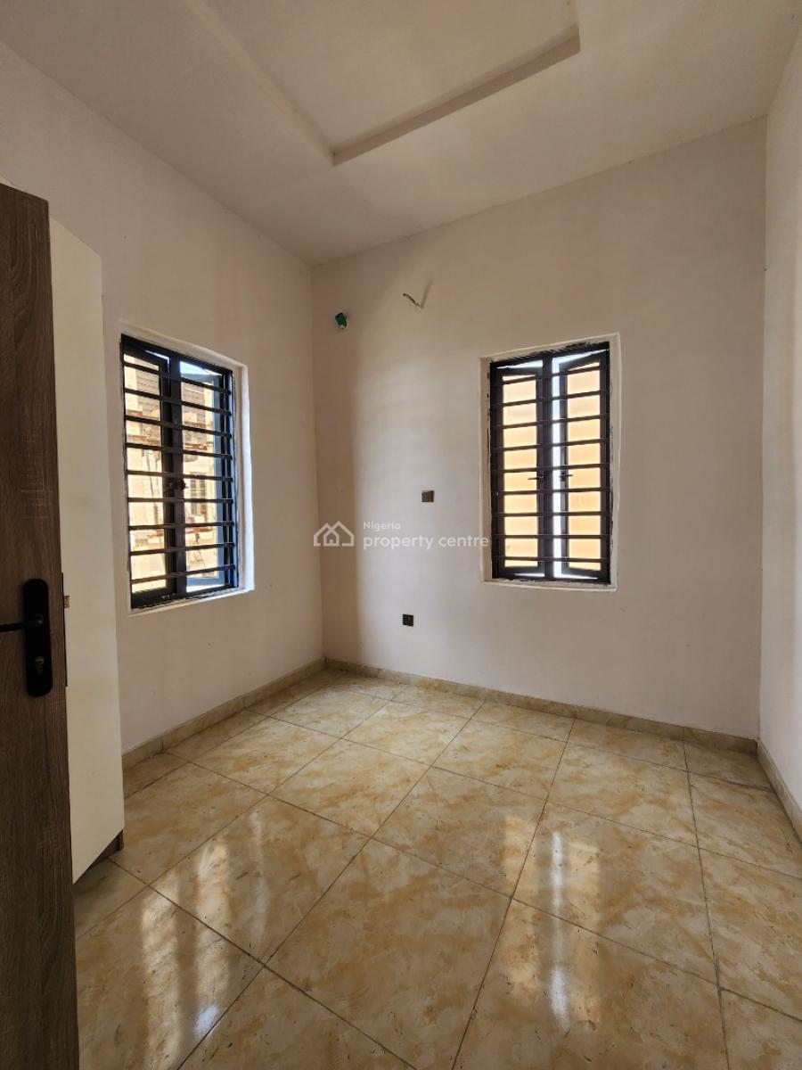 Lovely 4 Bedroom Terraced Duplex in a Secured Estate, Vgc, Lekki, Lagos, Terraced Duplex for Rent