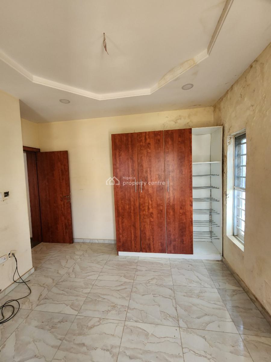 Luxury Two Bedroom Block of Flat, News Engineering, Dawaki, Gwarinpa, Abuja, Flat / Apartment for Rent