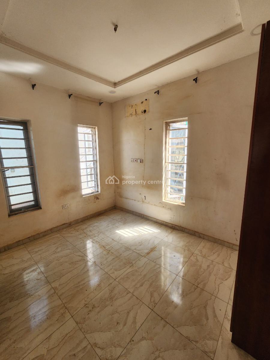 Luxury Two Bedroom Block of Flat, News Engineering, Dawaki, Gwarinpa, Abuja, Flat / Apartment for Rent