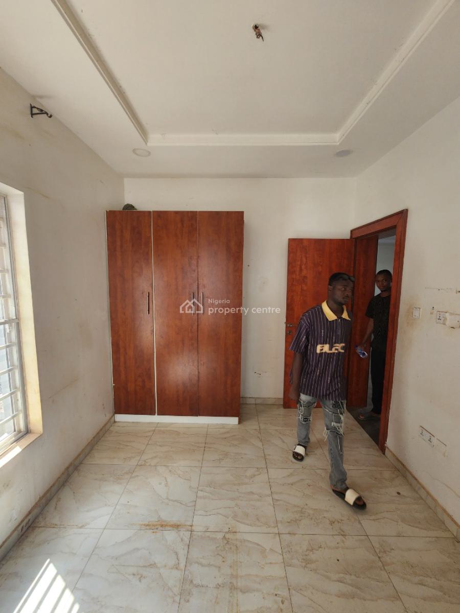 Luxury Two Bedroom Block of Flat, News Engineering, Dawaki, Gwarinpa, Abuja, Flat / Apartment for Rent