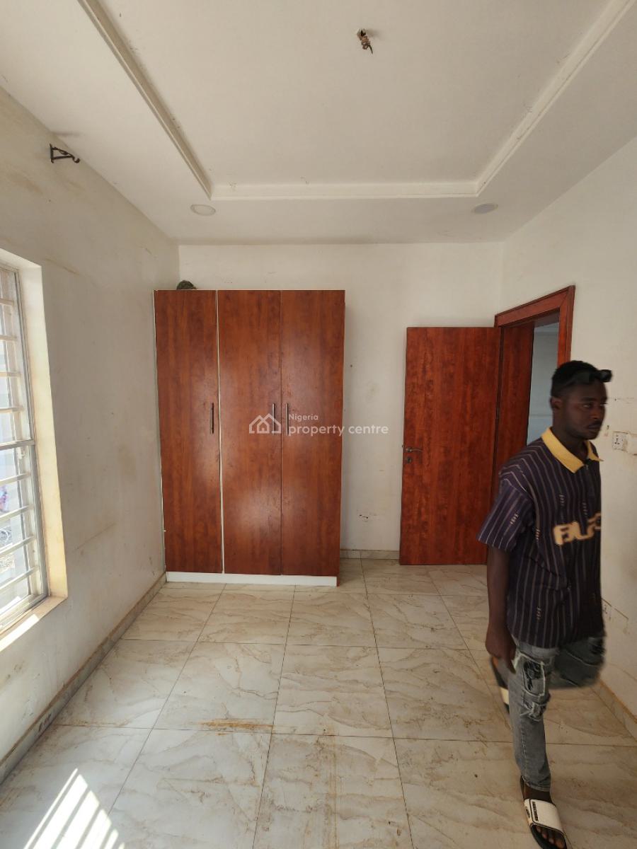 Luxury Two Bedroom Block of Flat, News Engineering, Dawaki, Gwarinpa, Abuja, Flat / Apartment for Rent