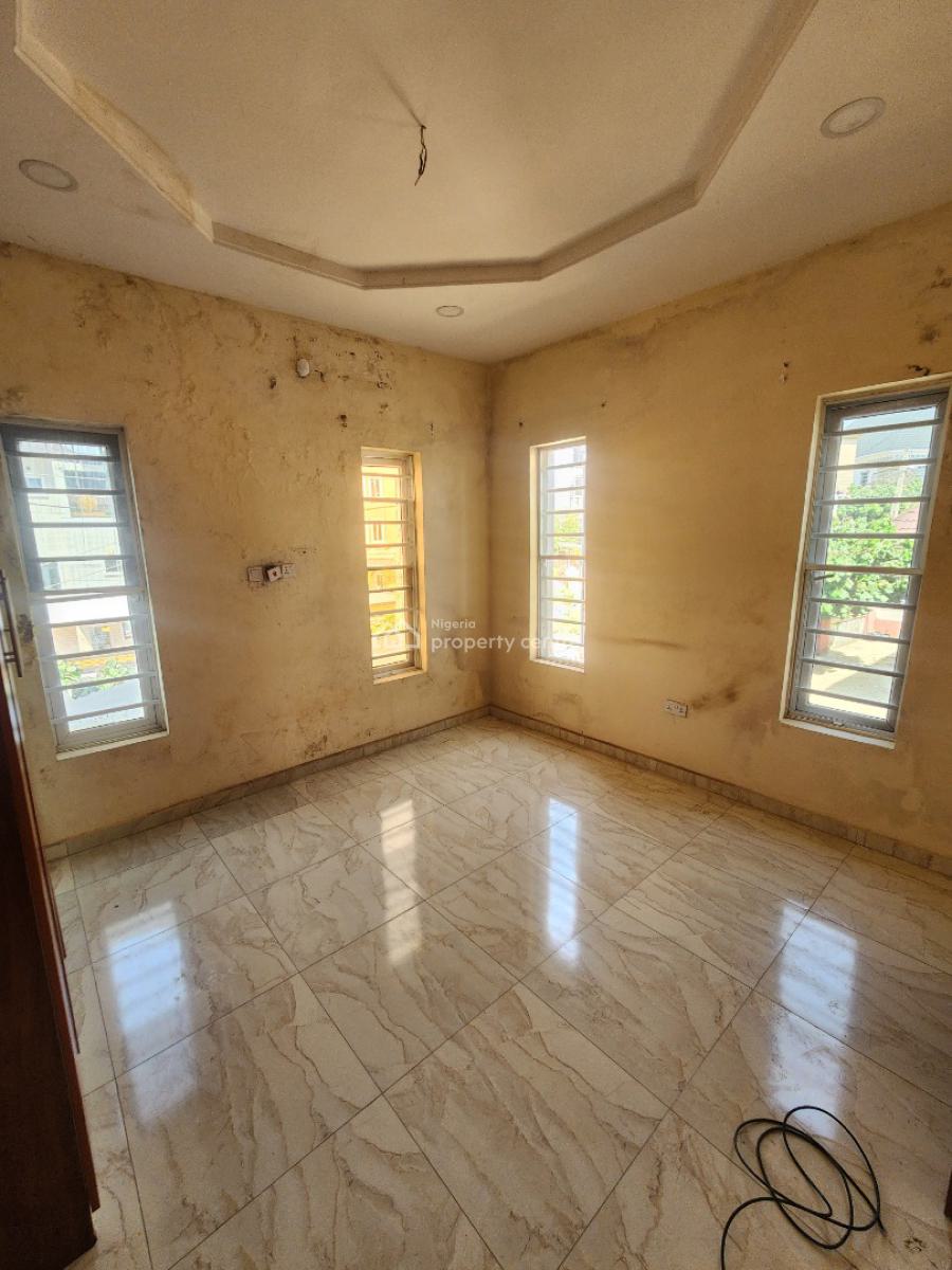 Luxury Two Bedroom Block of Flat, News Engineering, Dawaki, Gwarinpa, Abuja, Flat / Apartment for Rent