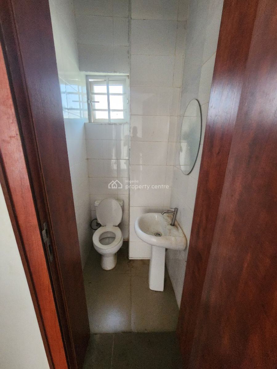 Luxury Two Bedroom Block of Flat, News Engineering, Dawaki, Gwarinpa, Abuja, Flat / Apartment for Rent