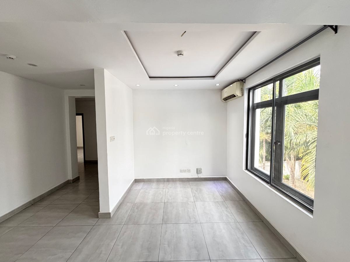 Exquisite 3 Bedroom Apartment + Bq, Ikoyi, Lagos, Flat / Apartment for Rent