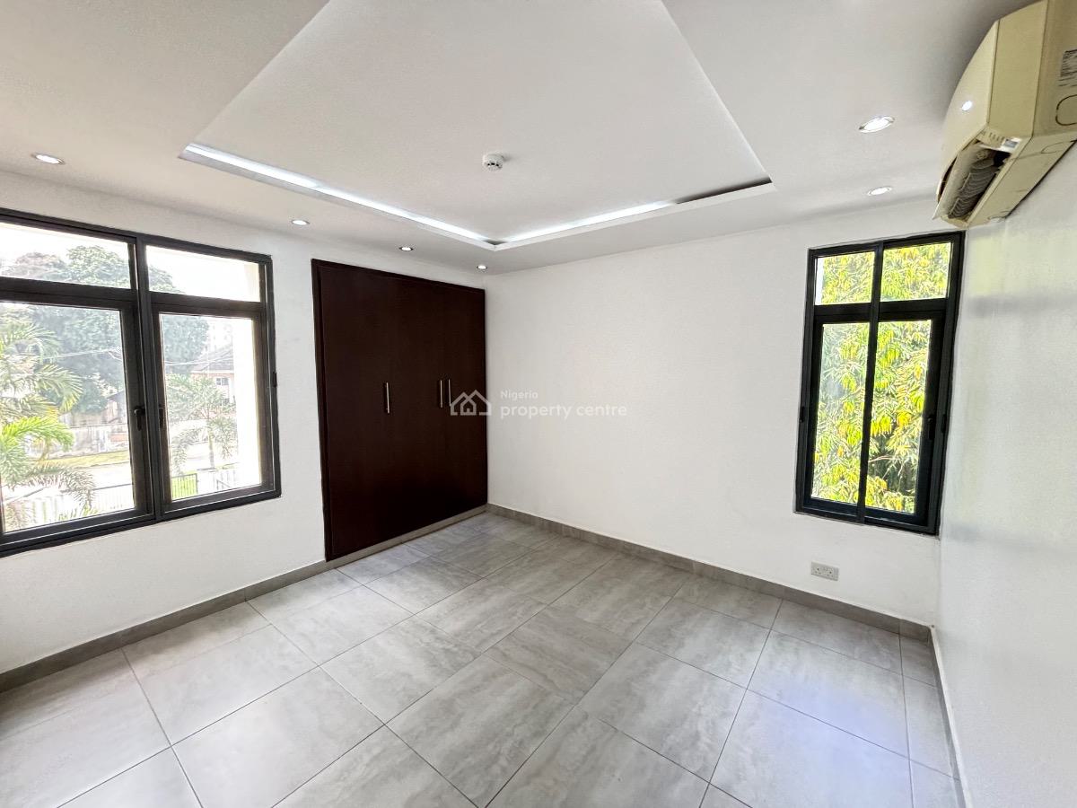 Exquisite 3 Bedroom Apartment + Bq, Ikoyi, Lagos, Flat / Apartment for Rent