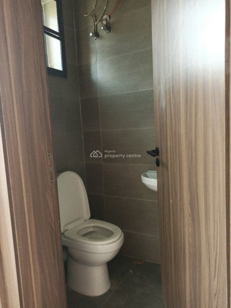 3bedroom Apartment with Spacious Rooms, in a Mini Court, Ikate Elegushi, Lekki, Lagos, Terraced Duplex for Sale