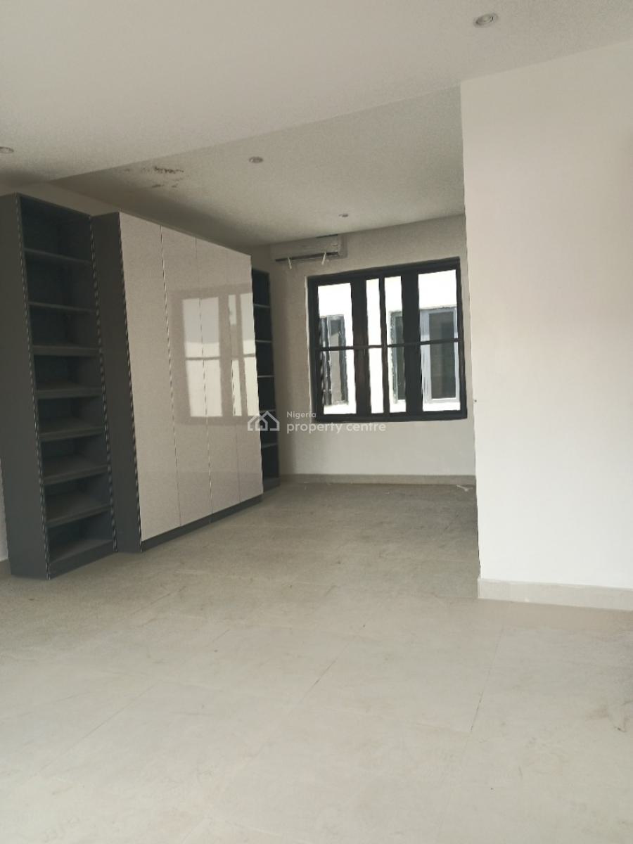 3bedroom Apartment with Spacious Rooms, in a Mini Court, Ikate Elegushi, Lekki, Lagos, Terraced Duplex for Sale