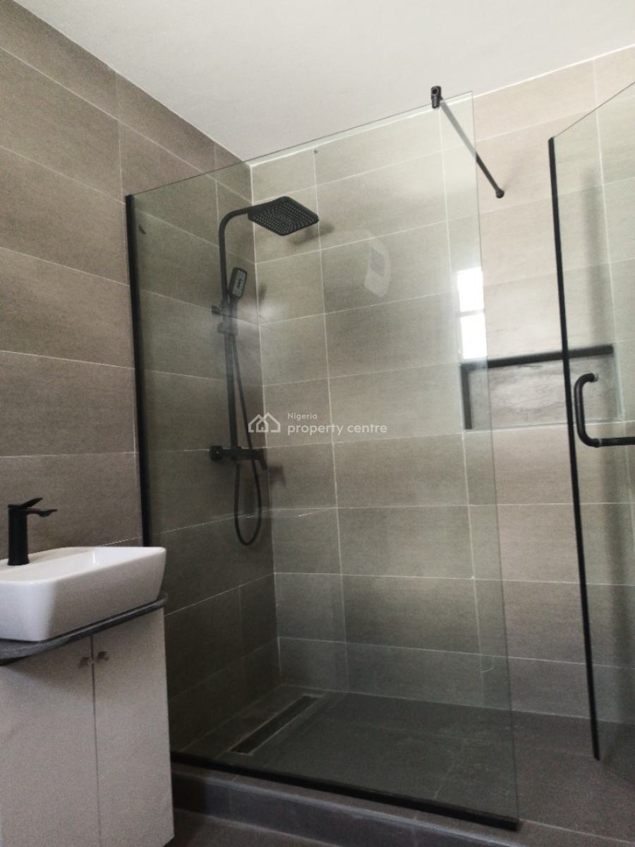 3bedroom Apartment with Spacious Rooms, in a Mini Court, Ikate Elegushi, Lekki, Lagos, Terraced Duplex for Sale