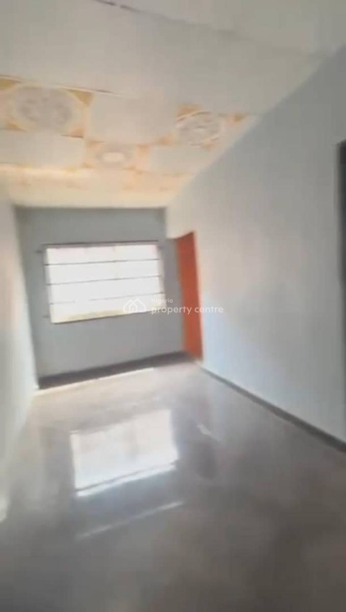 Lovely 2 Bedroom Flat, Soluyi, Gbagada, Lagos, Flat / Apartment for Rent