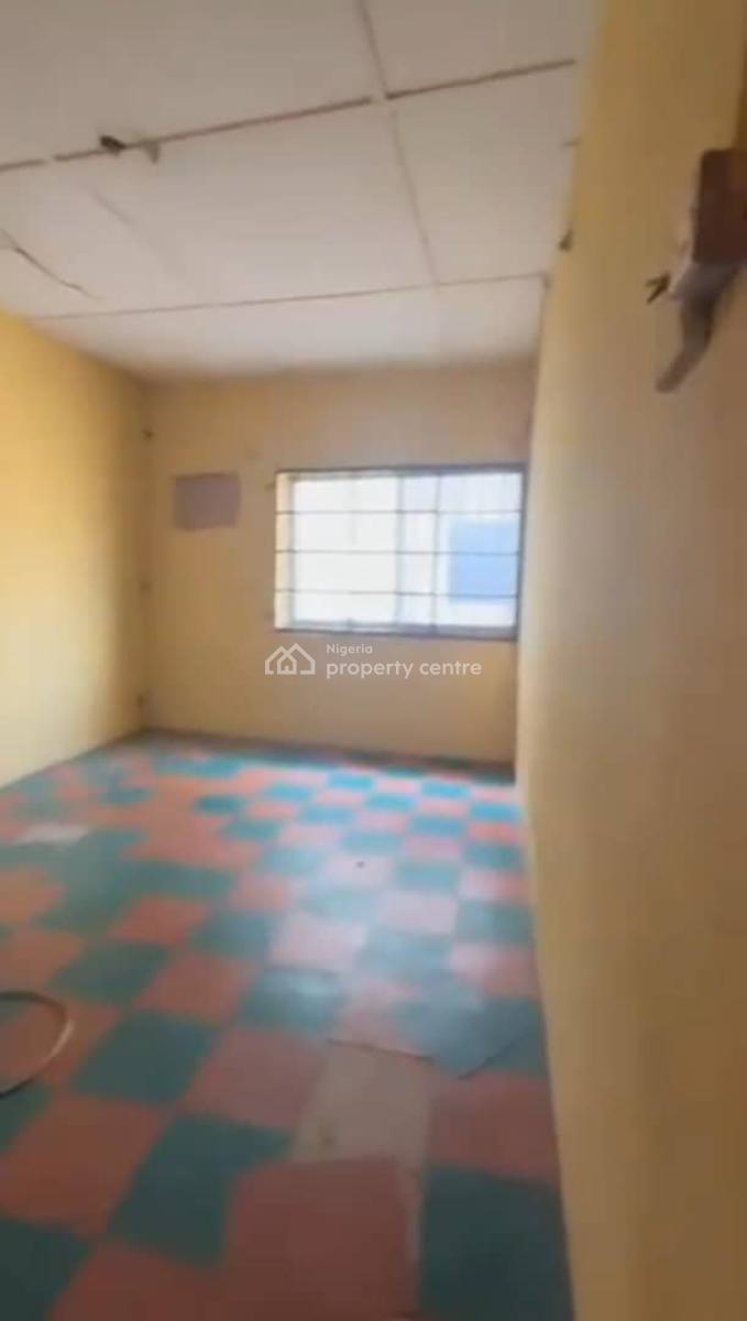 Lovely 2 Bedroom Flat, Soluyi, Gbagada, Lagos, Flat / Apartment for Rent