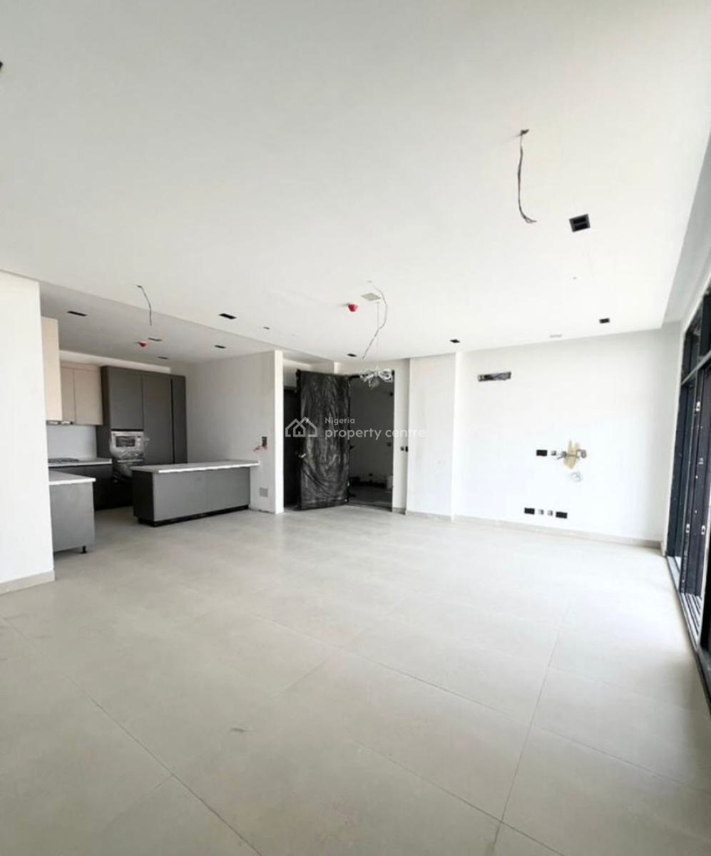 Exclusive 3 Bedroom Apartment with Rooftop, Lekki Phase 1, Lekki, Lagos, House for Sale