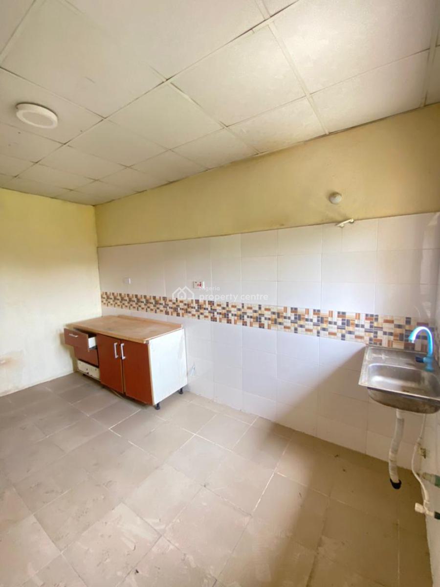 Spacious 3 Bedroom Apartment, Abijo, Lekki, Lagos, Flat / Apartment for Rent