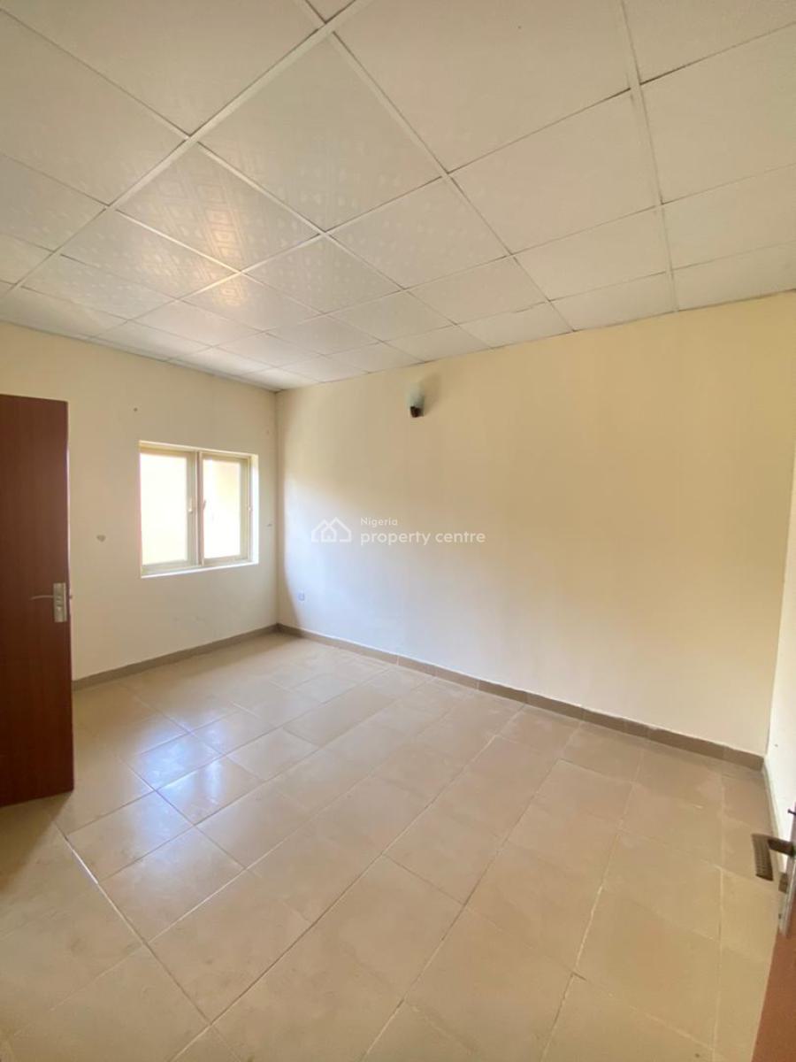 Spacious 3 Bedroom Apartment, Abijo, Lekki, Lagos, Flat / Apartment for Rent