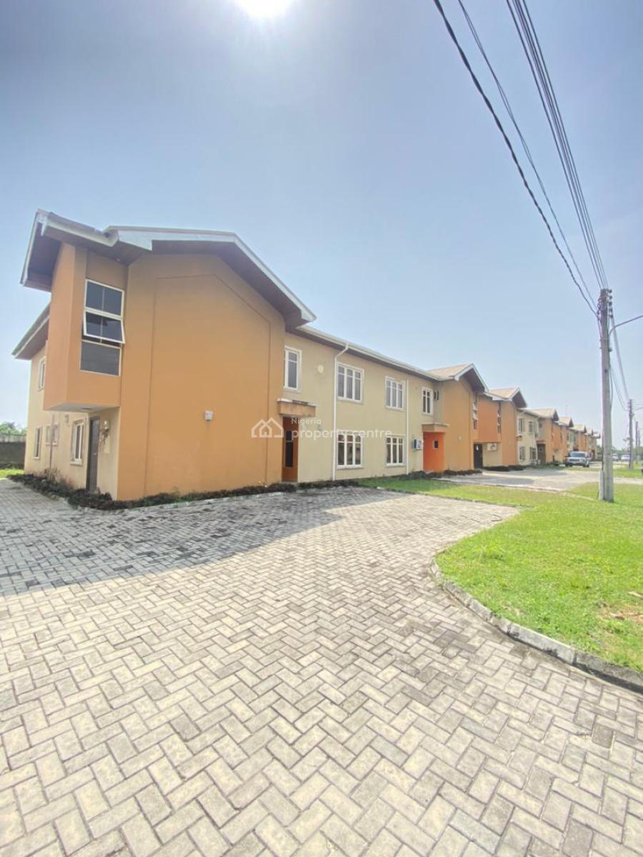 Spacious 3 Bedroom Apartment, Abijo, Lekki, Lagos, Flat / Apartment for Rent