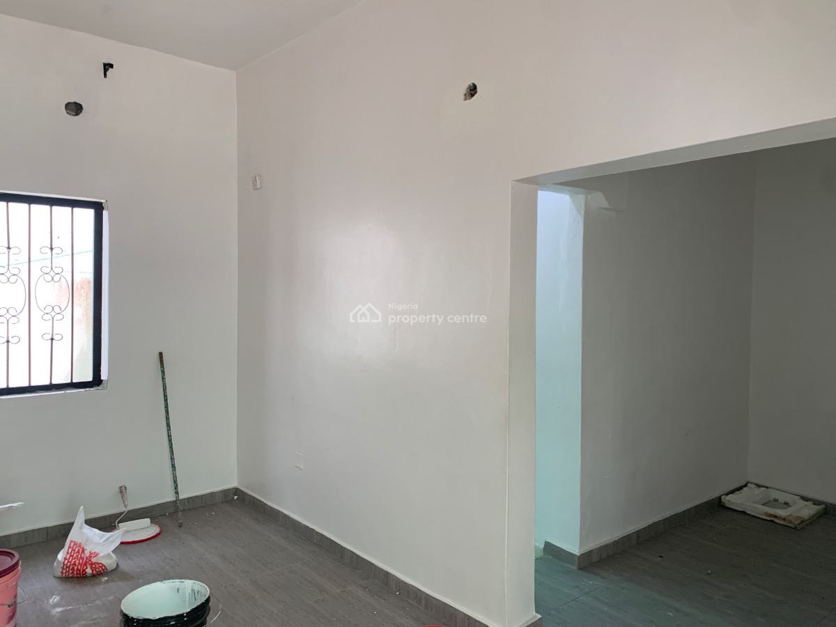 Executive Mini Flat in a Serene Environment, Lekki Phase 1, Lekki, Lagos, Mini Flat (room and Parlour) for Rent