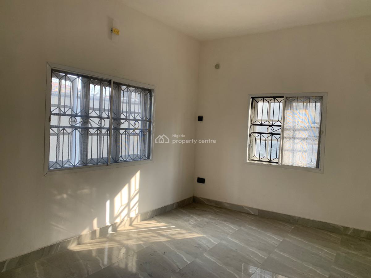 Spacious 2 Bedroom Apartment in an Gated Serenity, Ikate, Lekki, Lagos, Flat / Apartment for Rent