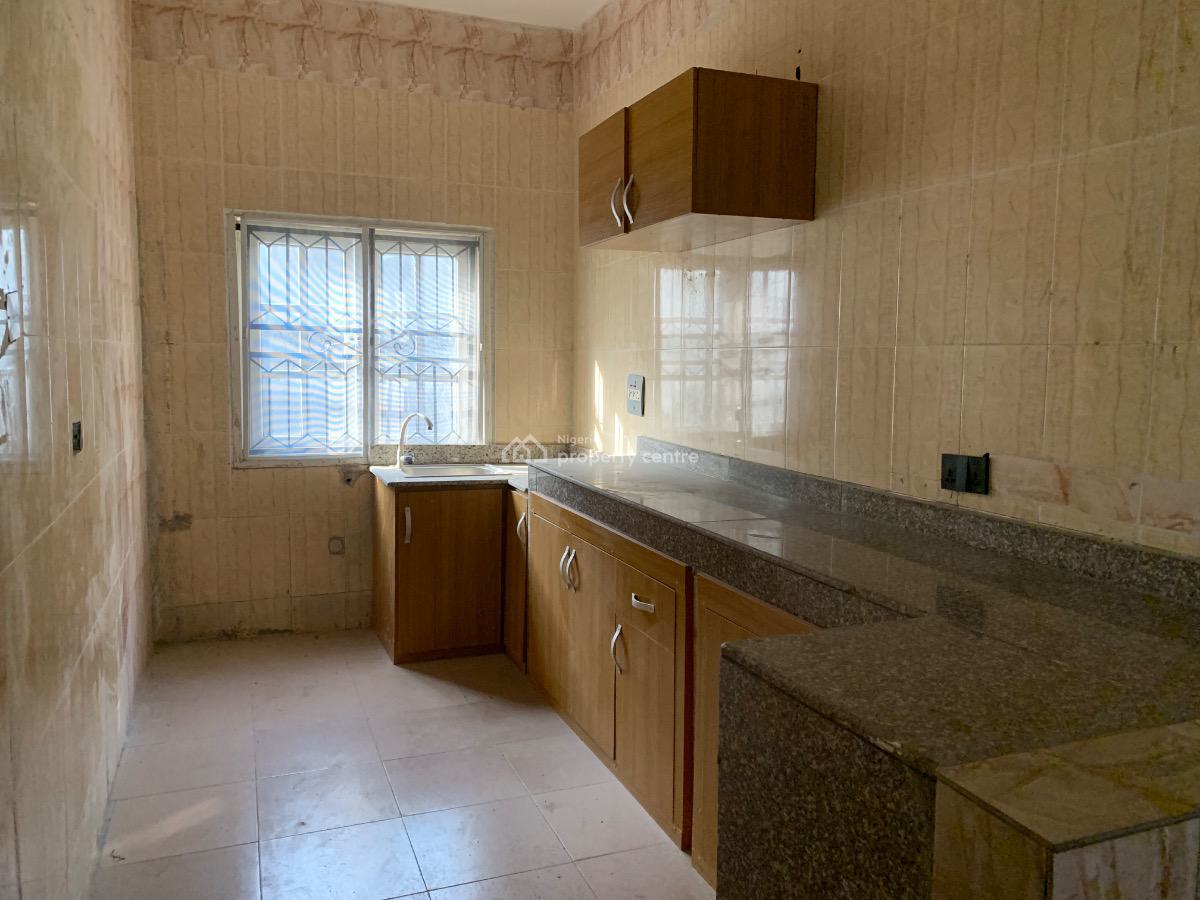 Spacious 2 Bedroom Apartment in an Gated Serenity, Ikate, Lekki, Lagos, Flat / Apartment for Rent