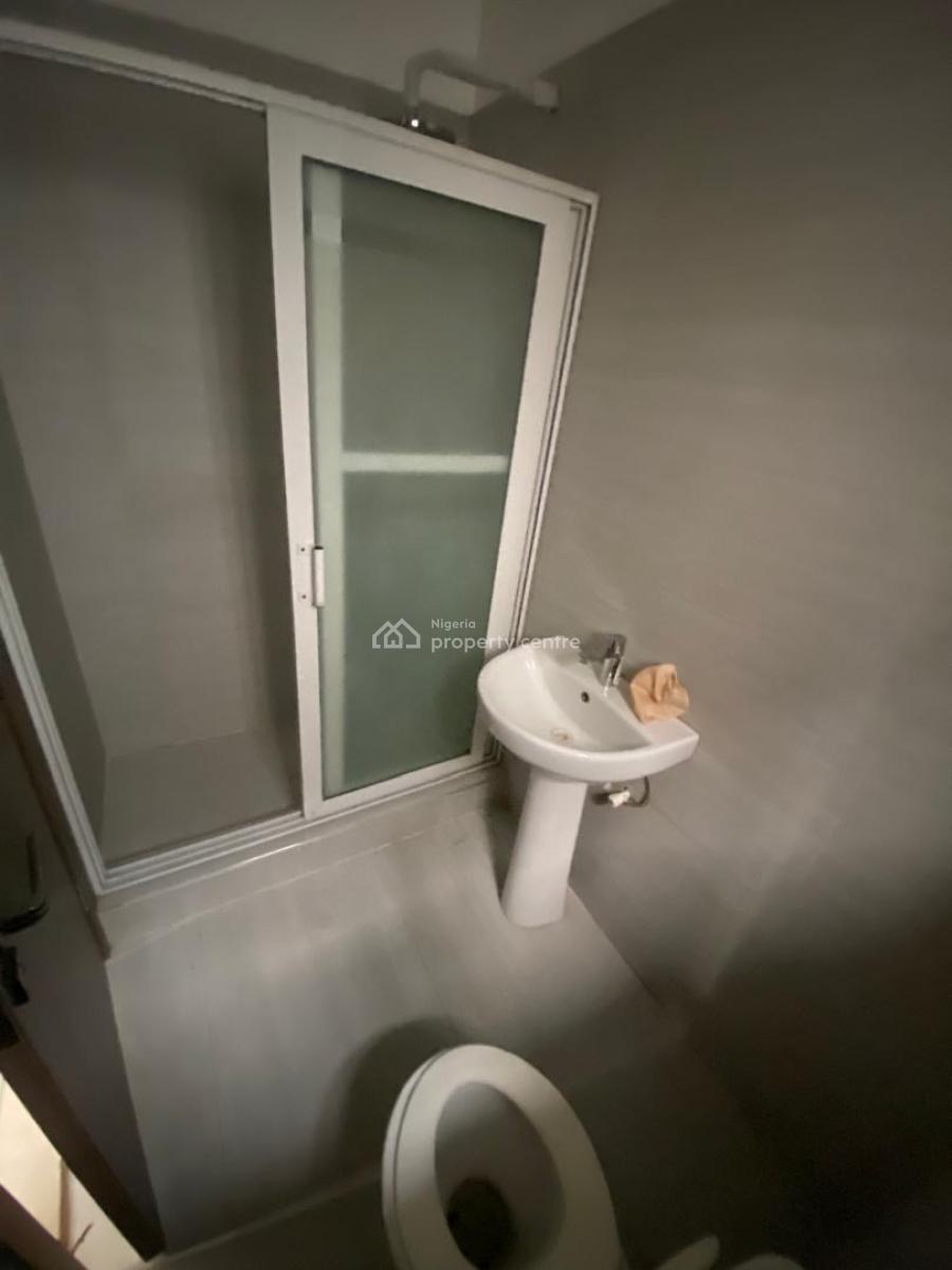 2 Bedroom Flat, Lekki Phase 1, Lekki, Lagos, Flat / Apartment for Rent