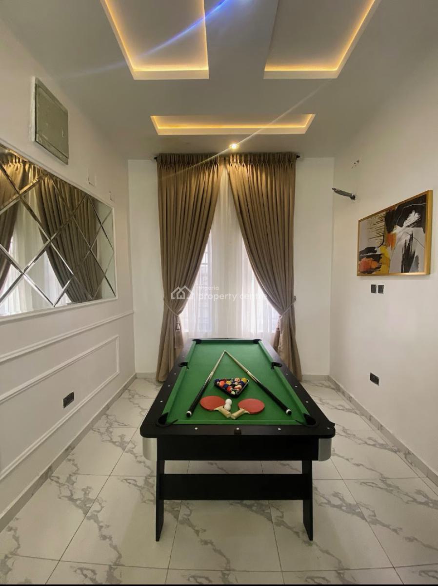 Cozy 2 Bedroom Terrace Duplex with Ps5 and Snooker Board, Royal Pine Estate, Orchid Road, Lekki Phase 2, Lekki, Lagos, Flat / Apartment Short Let