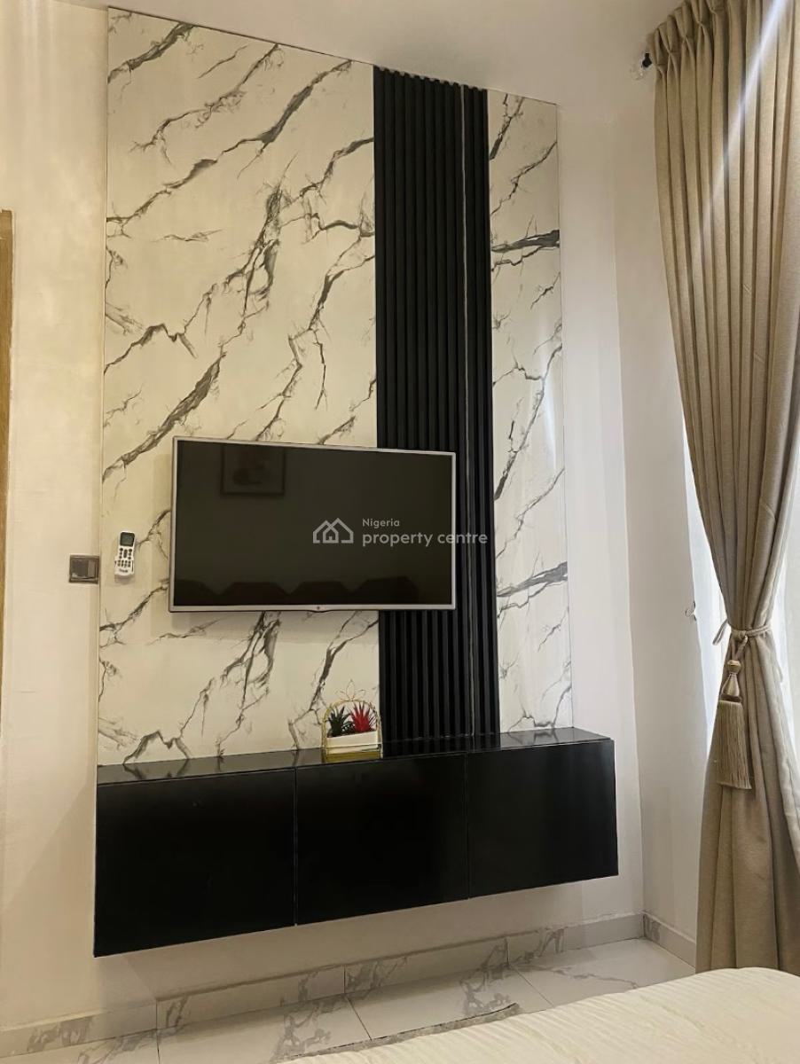 Cozy 2 Bedroom Terrace Duplex with Ps5 and Snooker Board, Royal Pine Estate, Orchid Road, Lekki Phase 2, Lekki, Lagos, Flat / Apartment Short Let