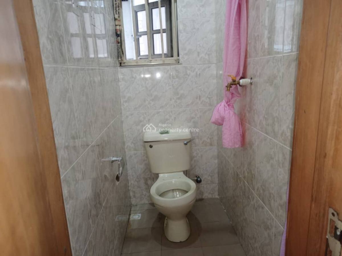 Upper Floor Mini Flat Already Committed, Lekki Phase 1, Lekki, Lagos, Mini Flat (room and Parlour) for Rent