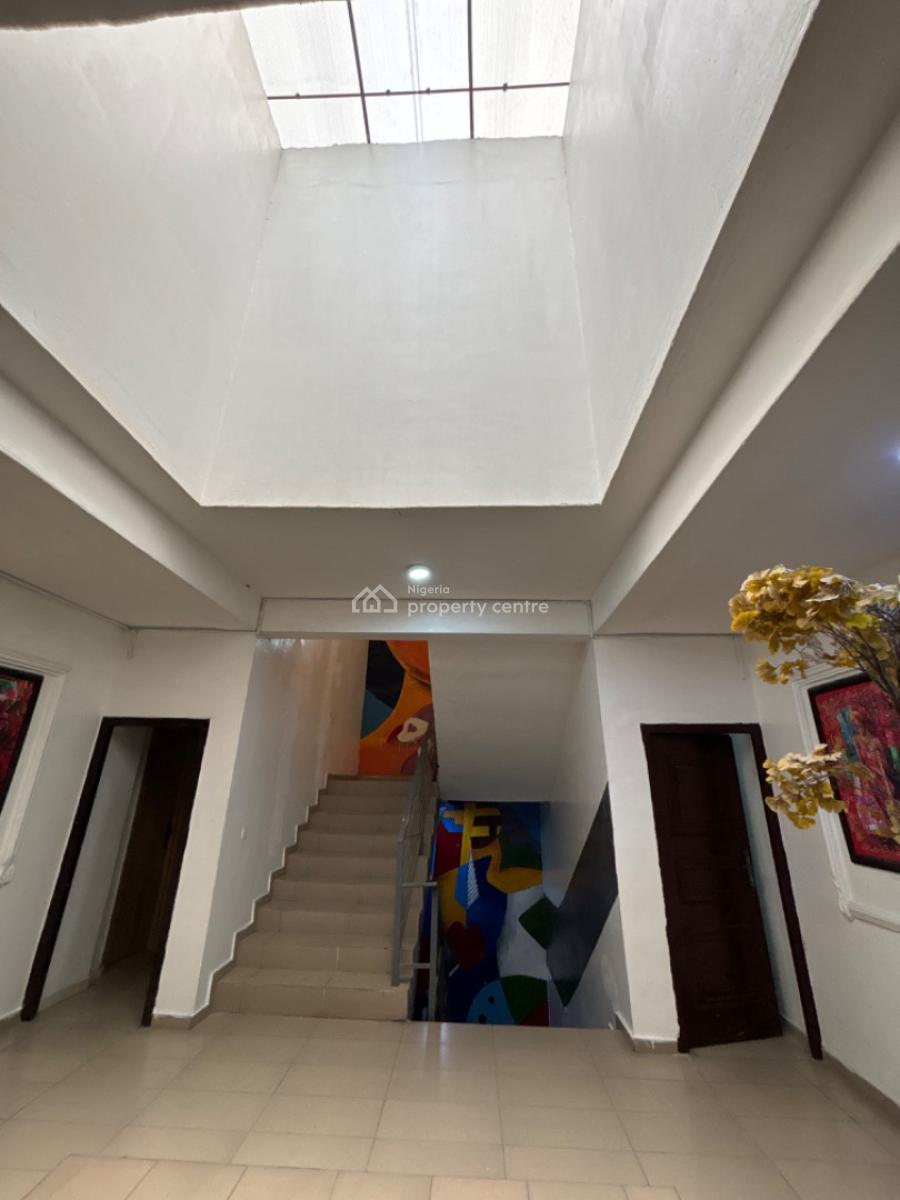 Unfurnished / Furnished Spacious 3 Bedroom Apartment, Lekki Phase 1, Lekki, Lagos, Flat / Apartment for Rent