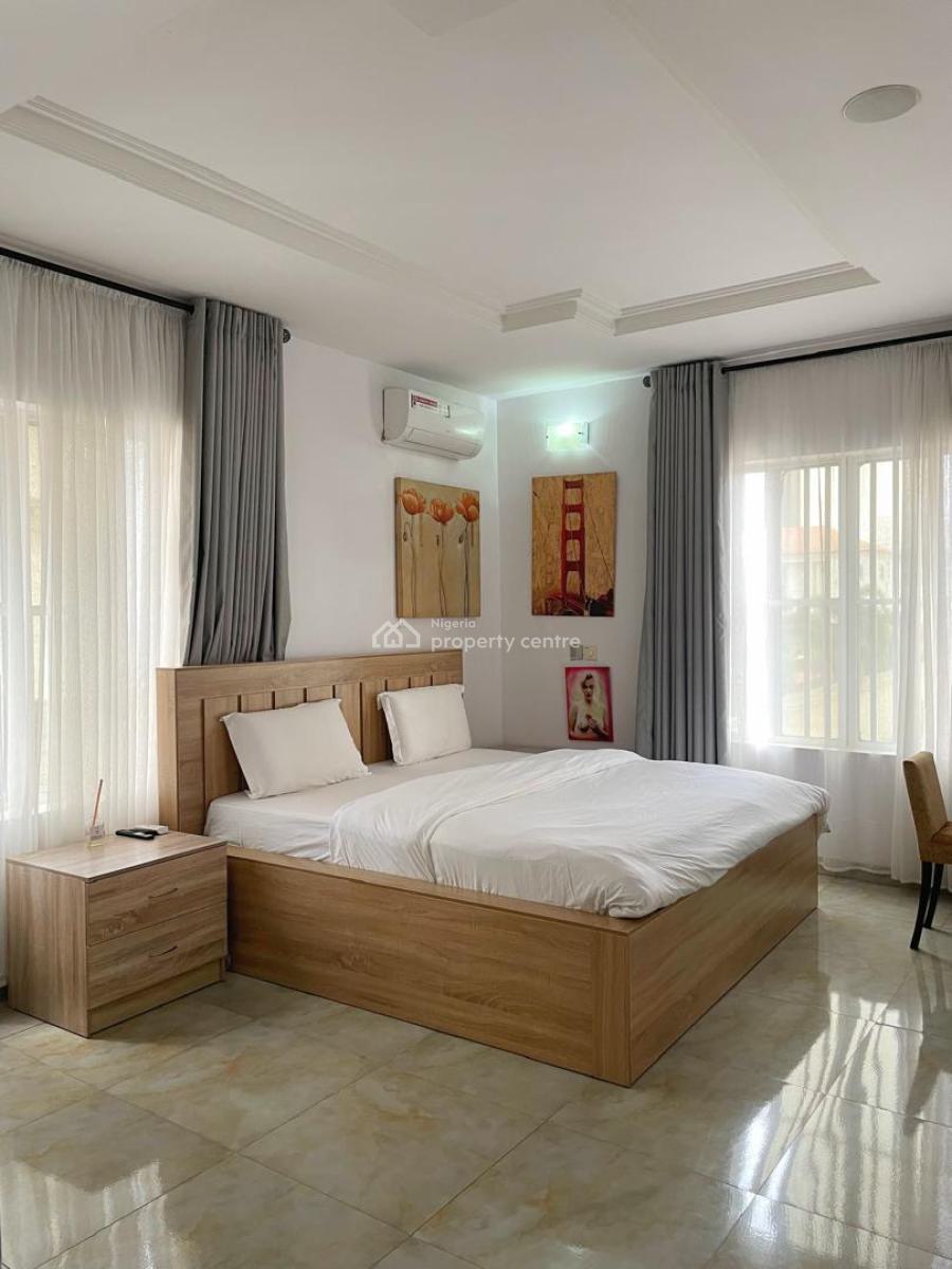 Luxury 2 Bedroom Flat, Queens Drive, Ikoyi, Lagos, Flat / Apartment Short Let