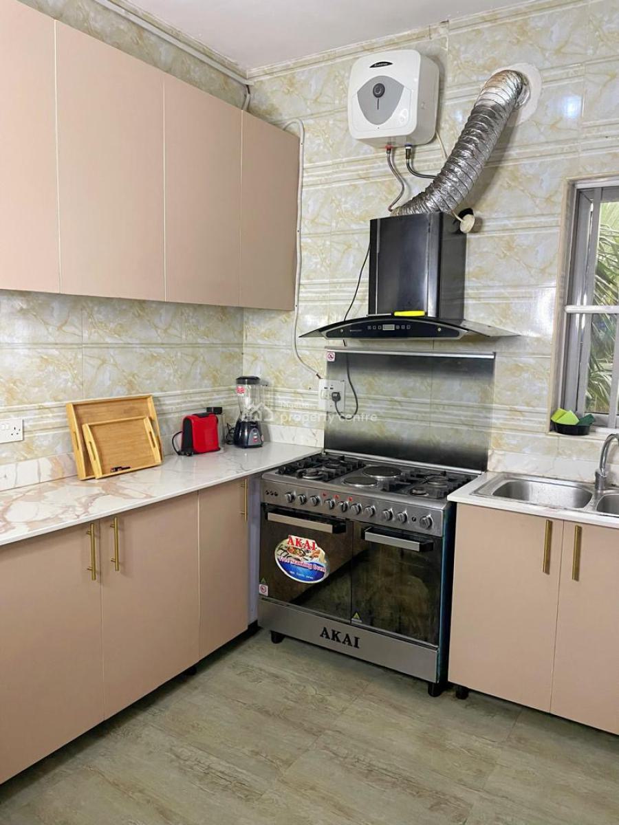 Luxury 2 Bedroom Flat, Queens Drive, Ikoyi, Lagos, Flat / Apartment Short Let