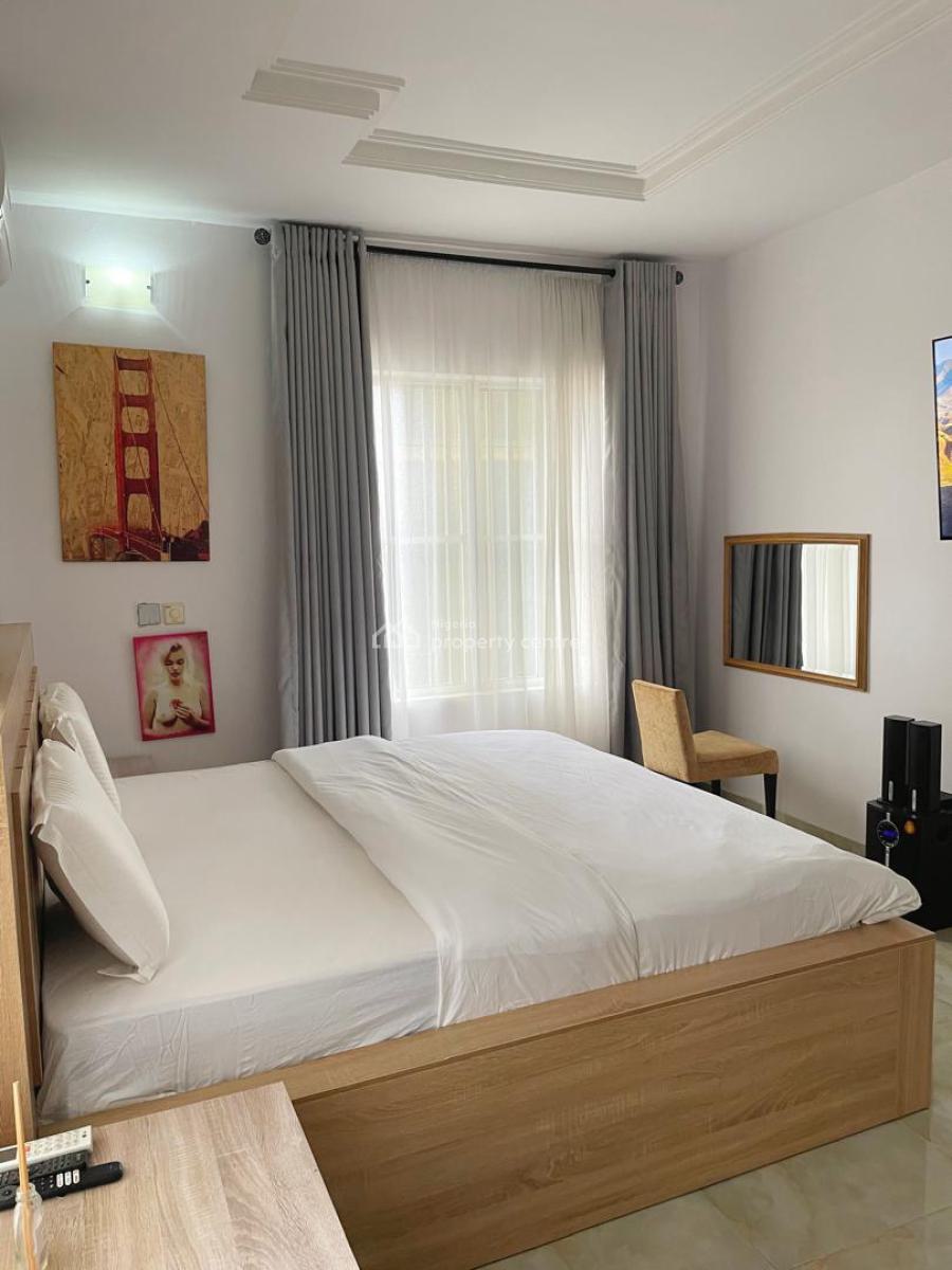 Luxury 2 Bedroom Flat, Queens Drive, Ikoyi, Lagos, Flat / Apartment Short Let