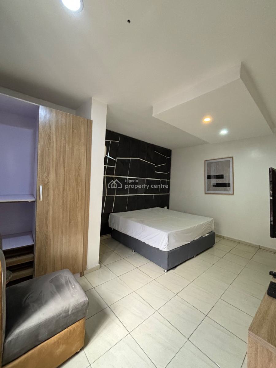 Cozy 3 Bedroom Apartment, Lekki Phase 1, Lekki, Lagos, Flat / Apartment for Rent