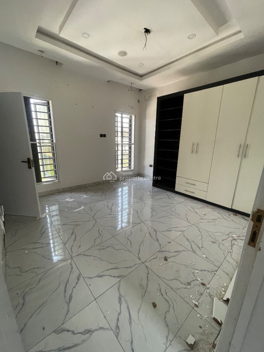 4 Bedroom, Off Freedom Way Flood Free Zone, Lekki Phase 1, Lekki, Lagos, Terraced Duplex for Rent